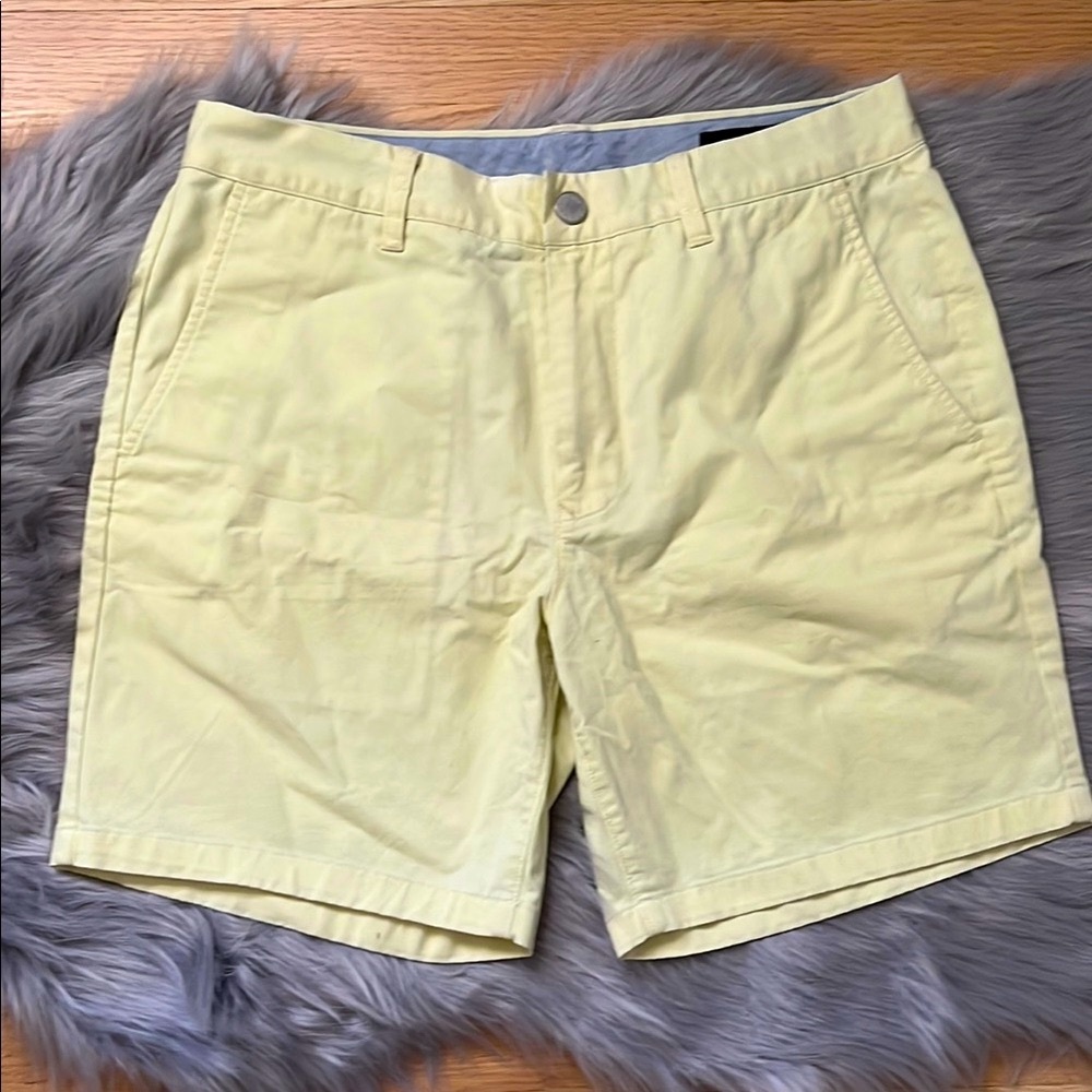 BONOBOS - Men’s Yellow Shorts